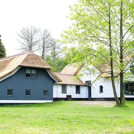 Charming Holiday In With Swimming Pool Vakantiehuis Hulshorst