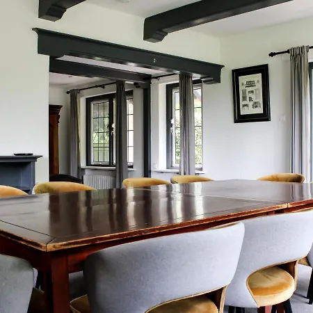 Charming Holiday In With Swimming Pool Holiday home